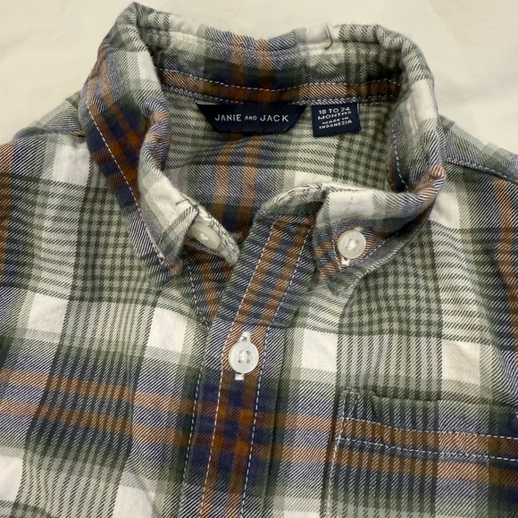 Janie and Jack flannel button down - Picture 6 of 6